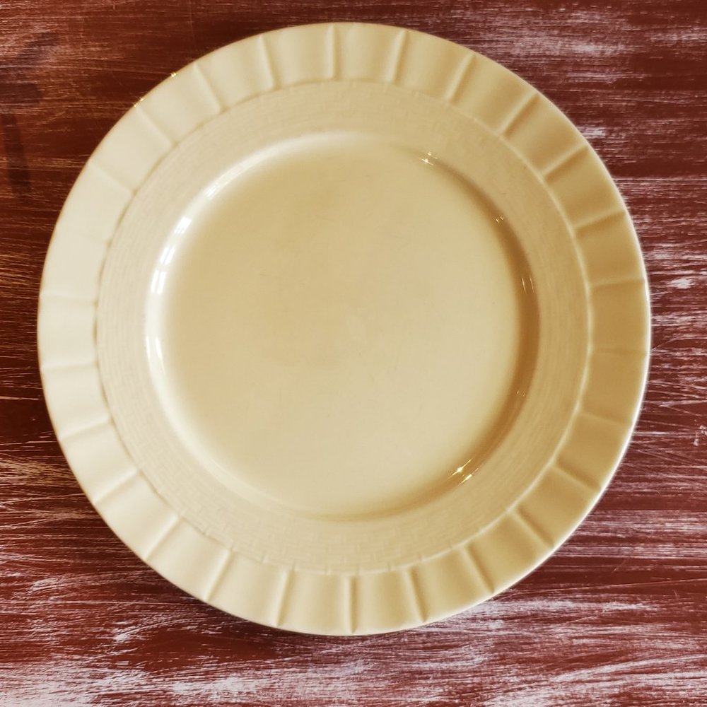 Martha Stewart MSE Basketweave Pale Yellow Dinner Plate 11"